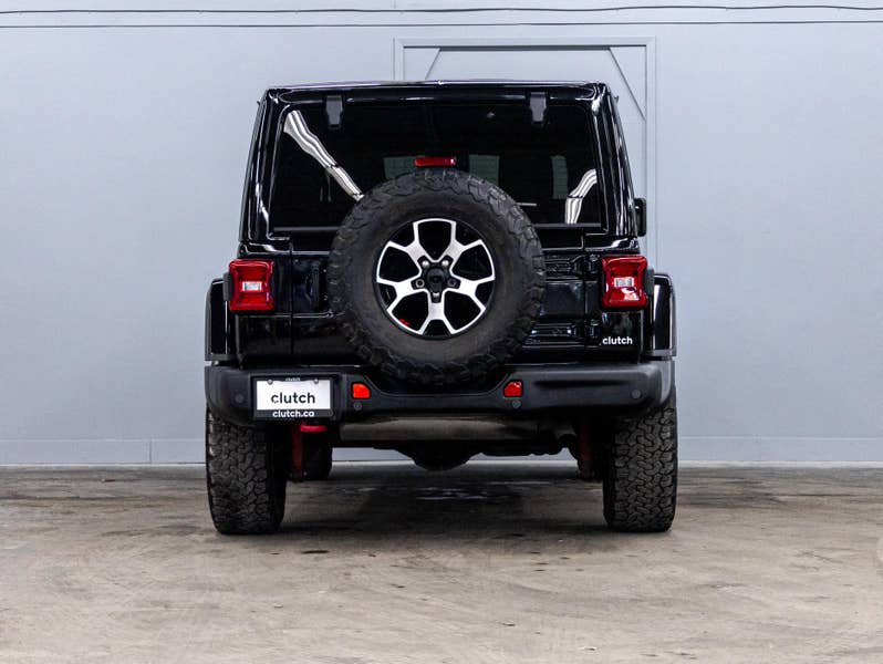 Vehicle photo 4