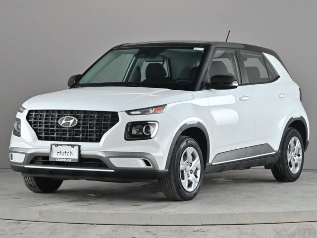 Hyundai Venue Essential