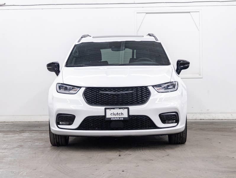 Vehicle photo 2