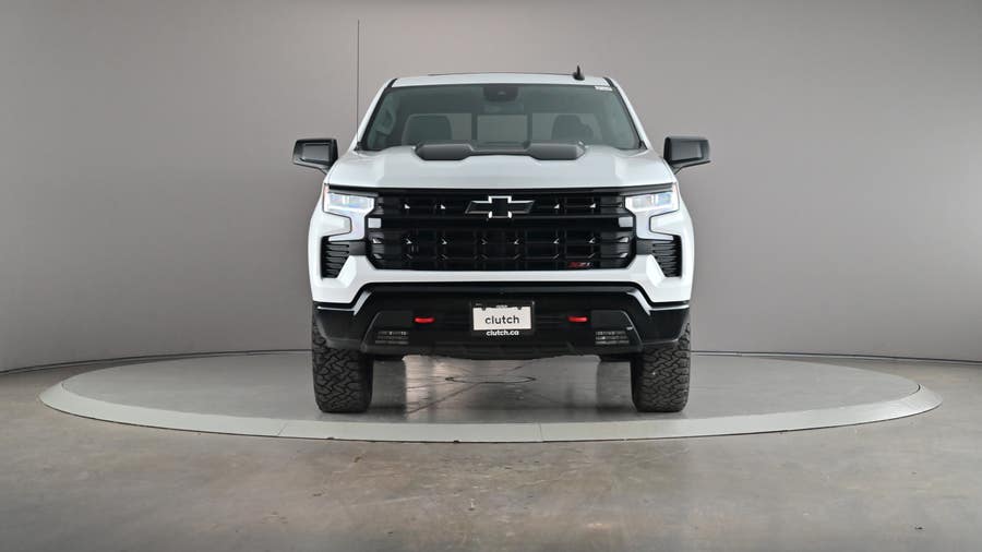 Vehicle photo 3