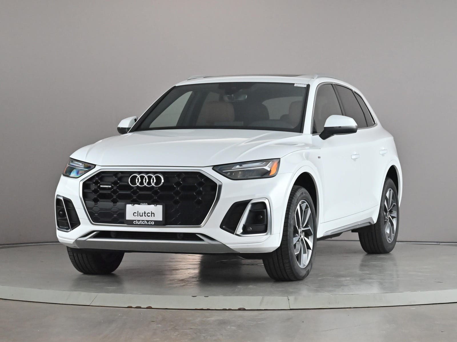 White 2022 Audi Q5 SUV / Crossover  Automatic