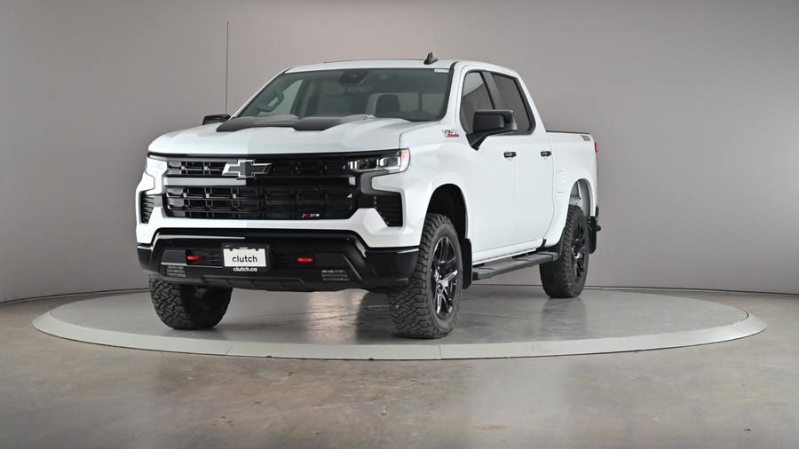 Vehicle photo 2
