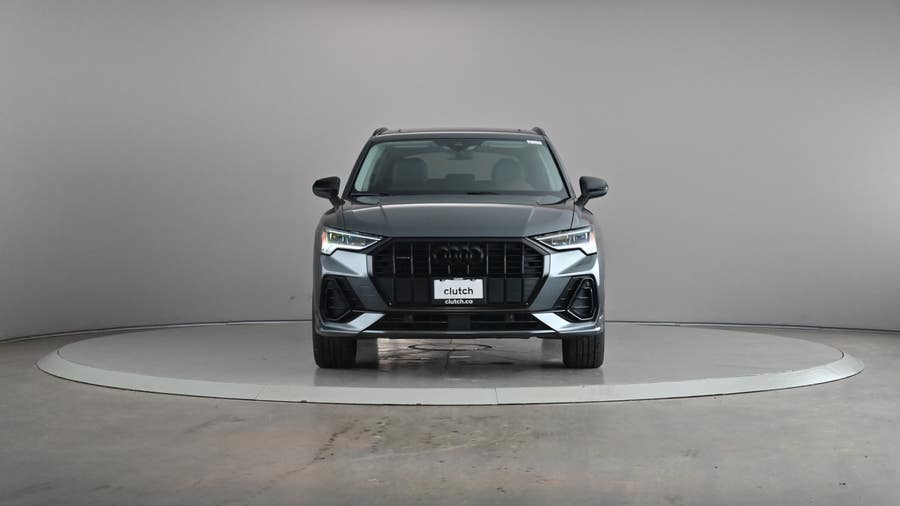 Vehicle photo 3