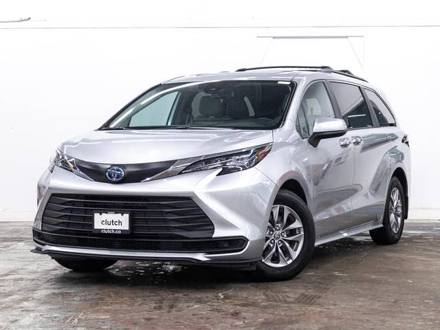 Toyota Sienna XLE 8-Passenger
