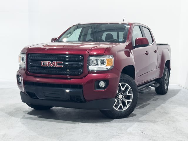 Red 2020 GMC Canyon