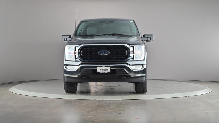 Vehicle photo 3