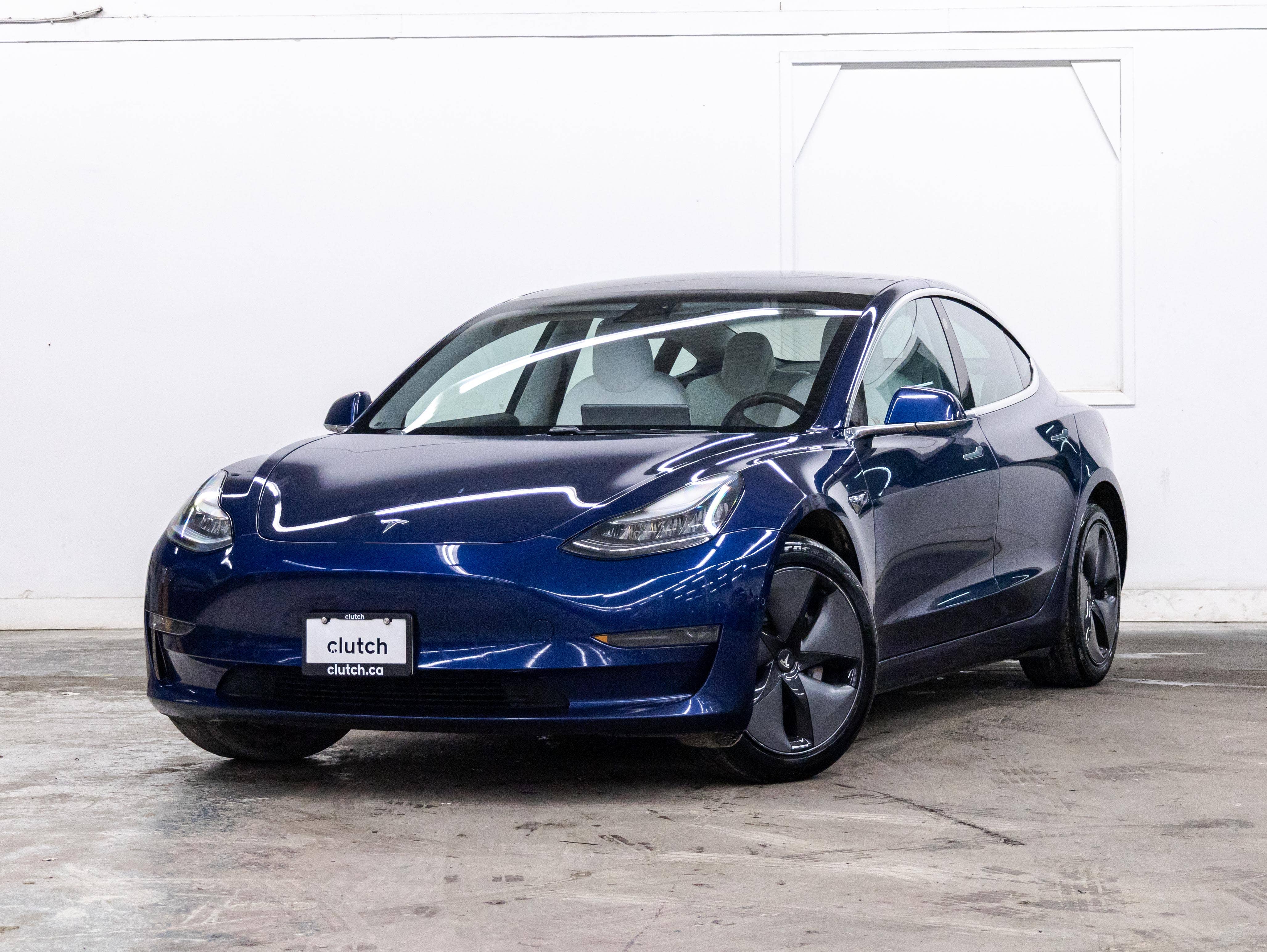 2019 Tesla Model 3 Mid Range RWD