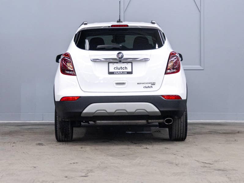 Vehicle photo 4
