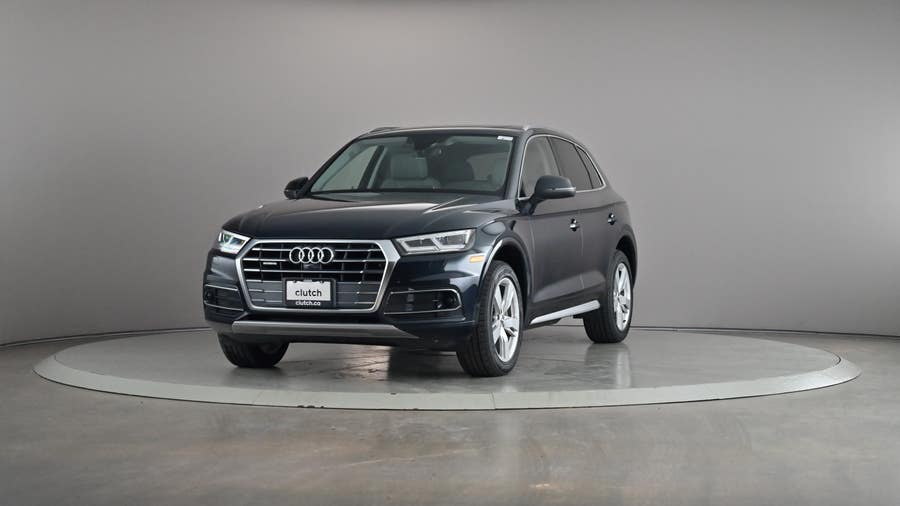 Vehicle photo 2