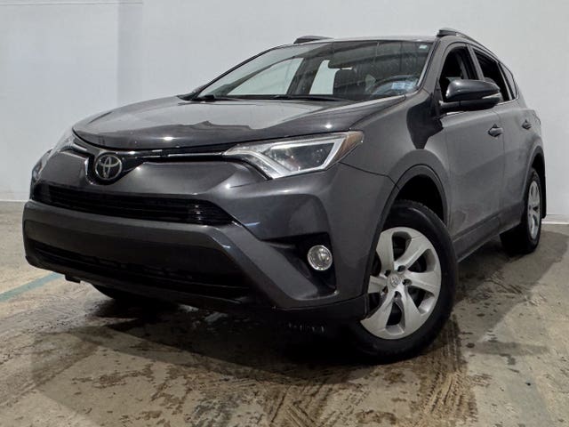 Toyota RAV4 LE
