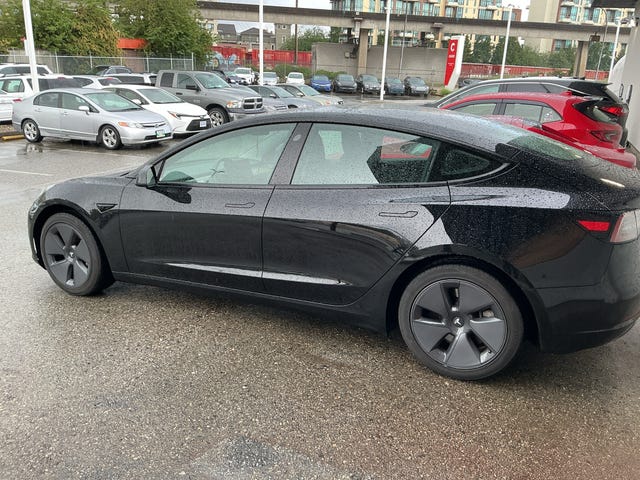 Tesla Model 3 RWD