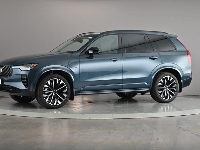 2026 Volvo XC90 Plug-In Hybrid