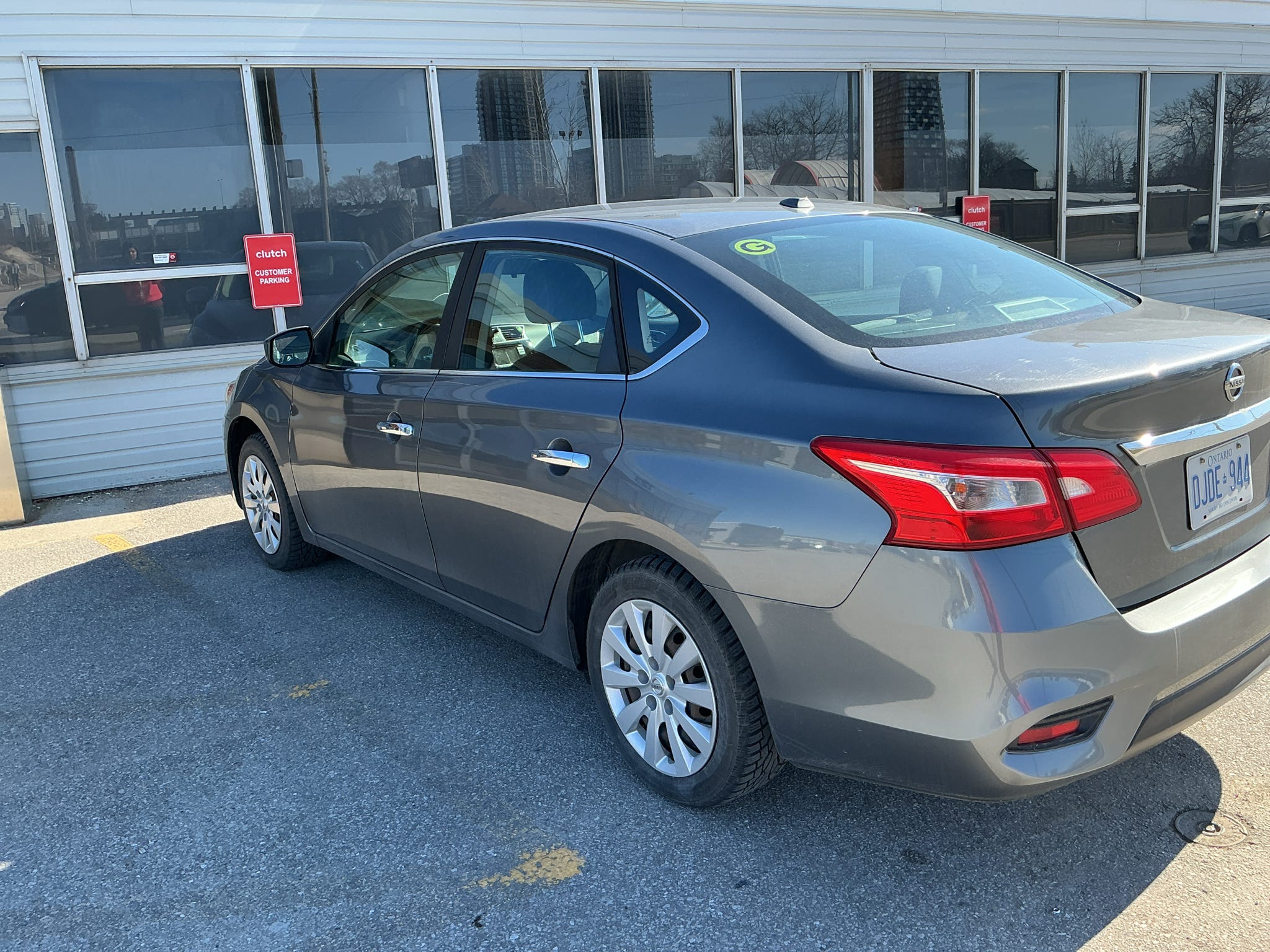 2018 Nissan Sentra SV FWD