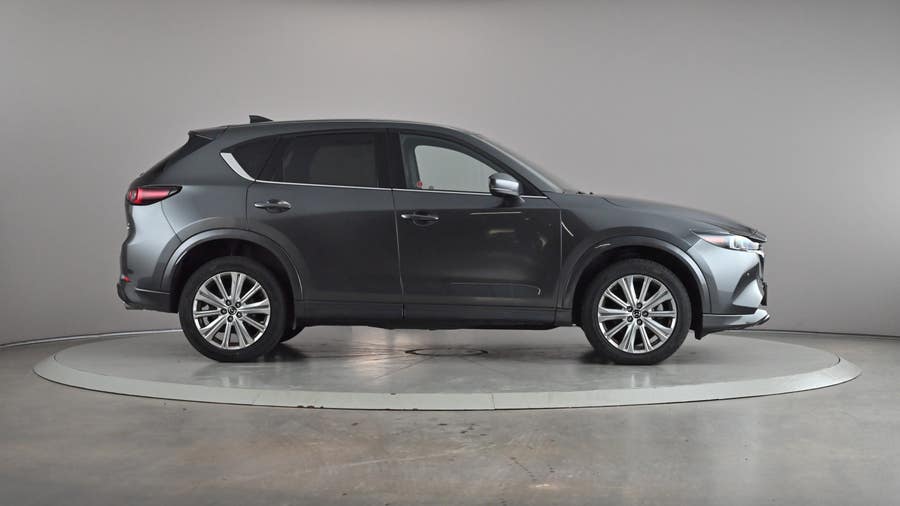 Vehicle photo 4