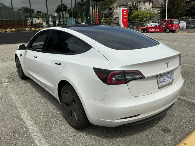 Tesla Model 3 RWD