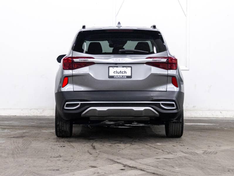 Vehicle photo 4