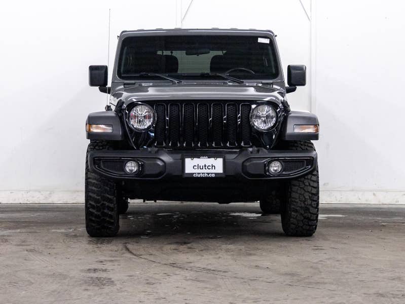 Vehicle photo 2