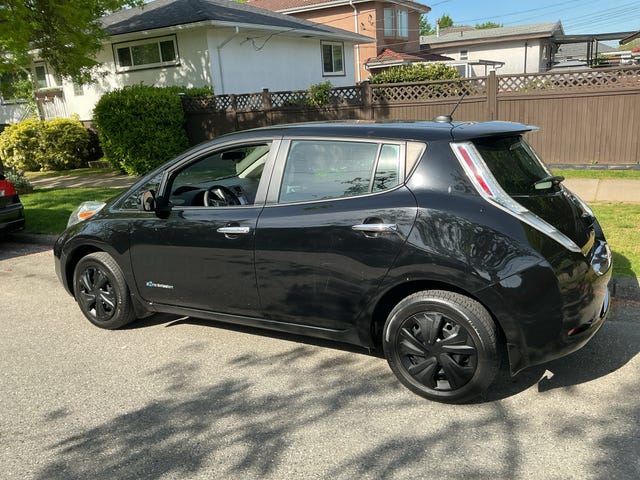 Nissan LEAF S