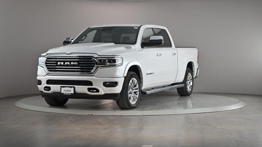 Vehicle photo 2