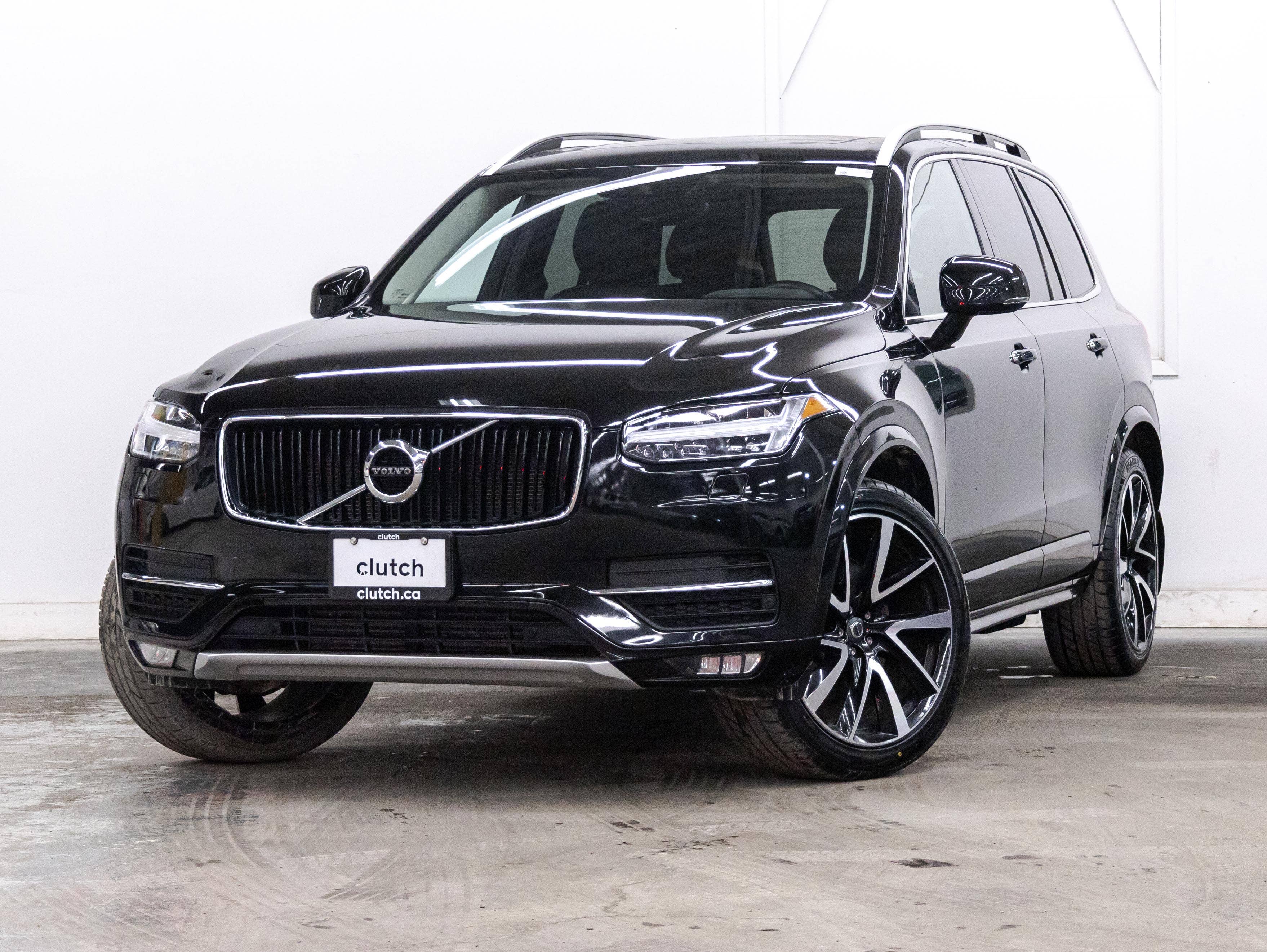 2019 Volvo XC90 T6 Momentum AWD