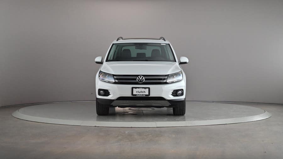 Vehicle photo 3