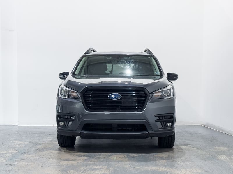 Vehicle photo 2