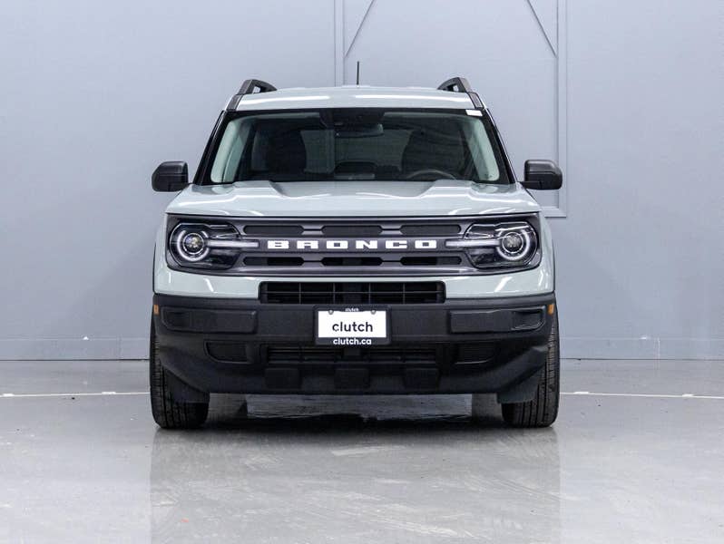 Vehicle photo 2