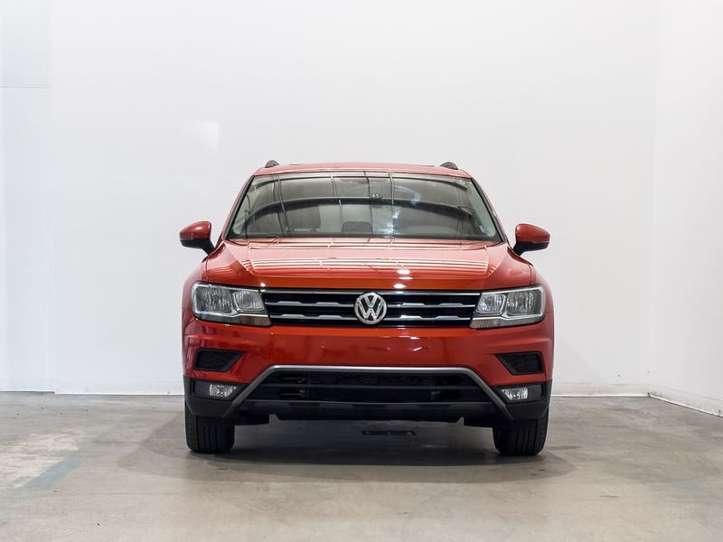 Vehicle photo 2