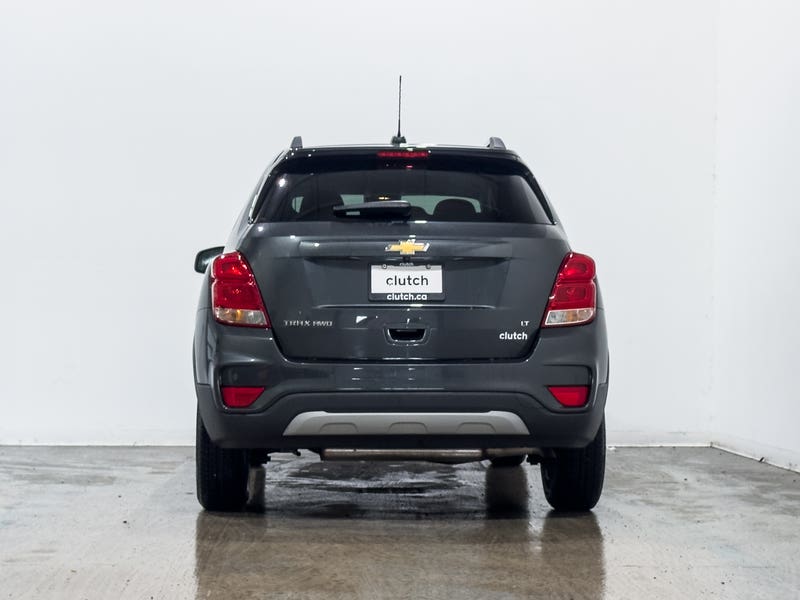 Vehicle photo 4