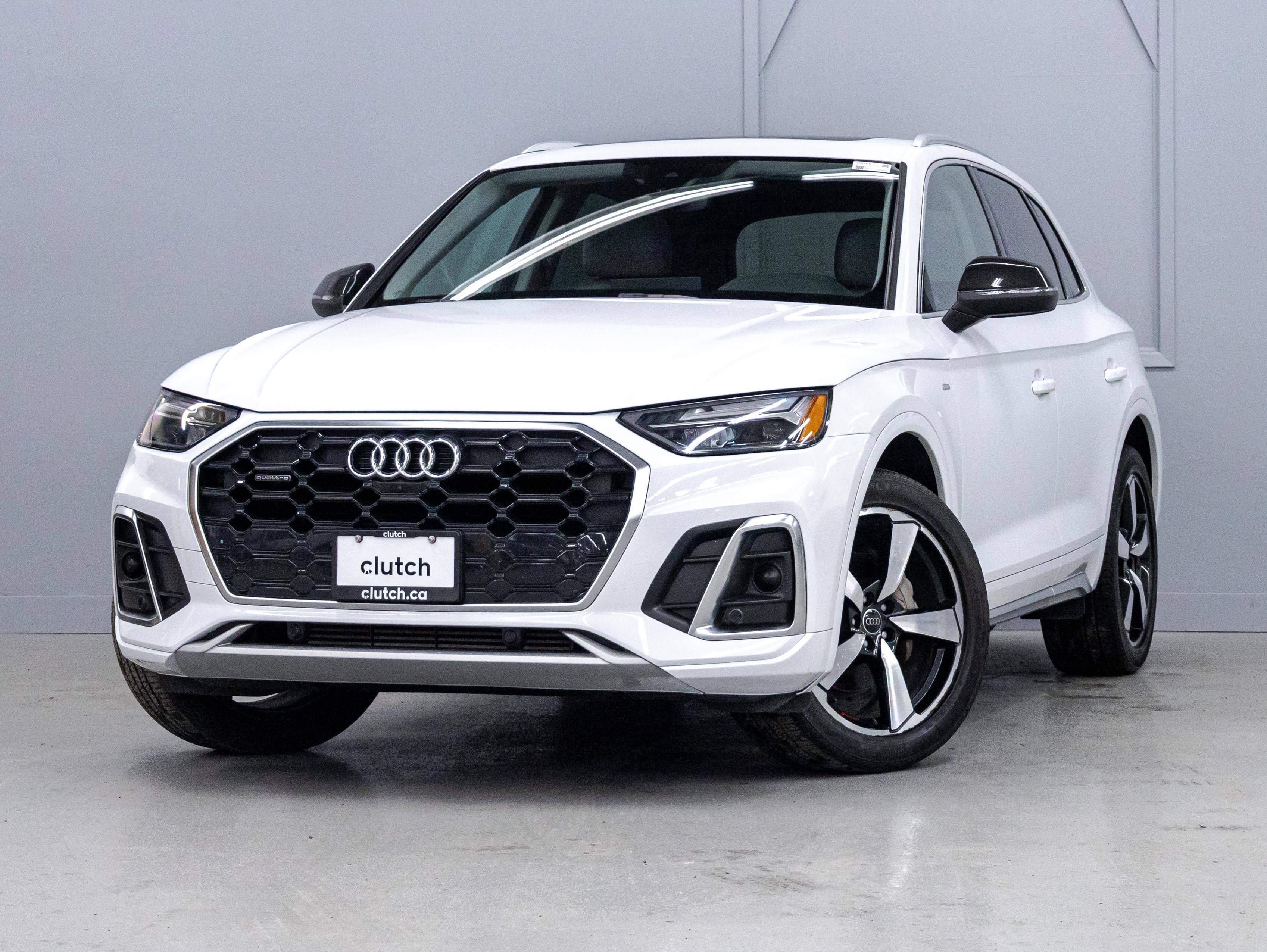 White 2024 Audi Q5 SUV / Crossover  Automatic