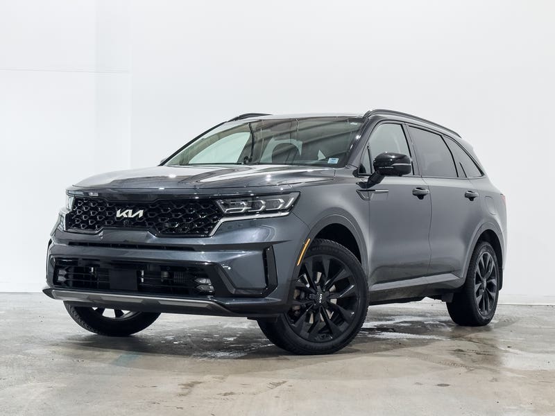 Vehicle photo 1
