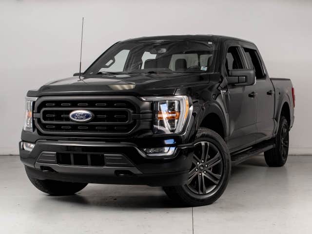 Ford F-150 XLT SuperCrew 5 1/2 ft 4x4