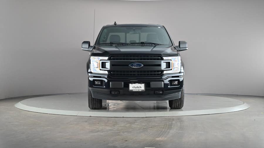 Vehicle photo 3