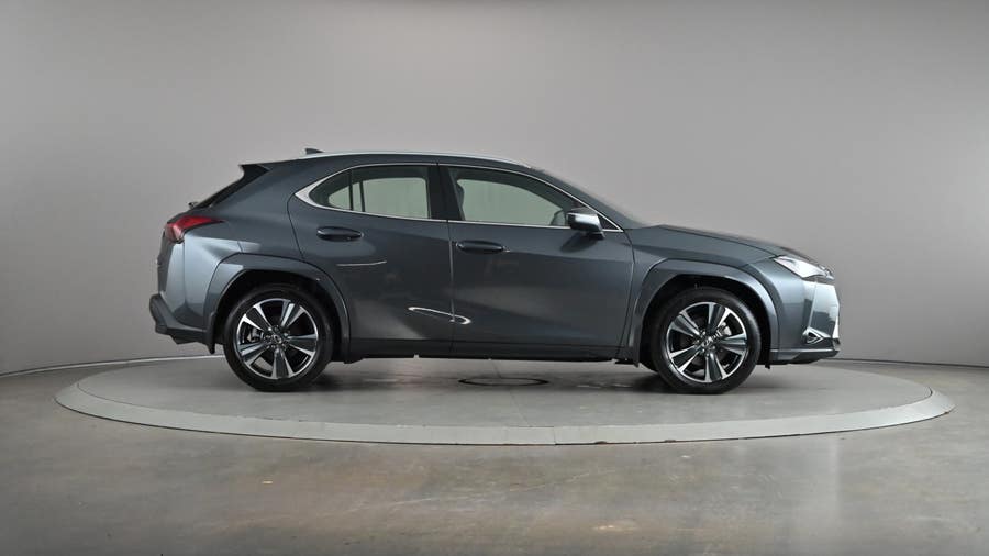 Vehicle photo 4