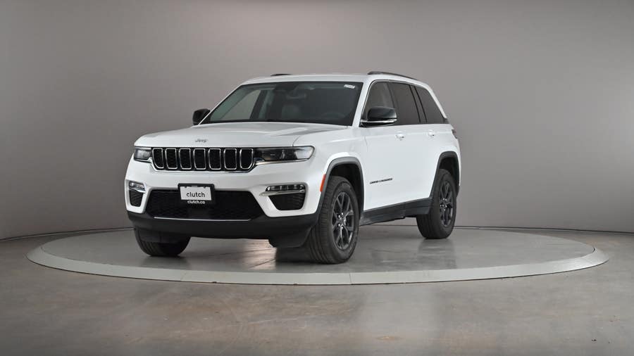 Vehicle photo 2