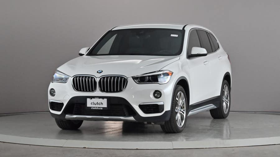 Vehicle photo 1