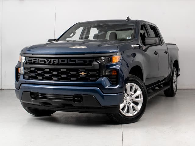 Chevrolet Silverado 1500 Custom