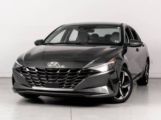 Hyundai Elantra Ultimate IVT
