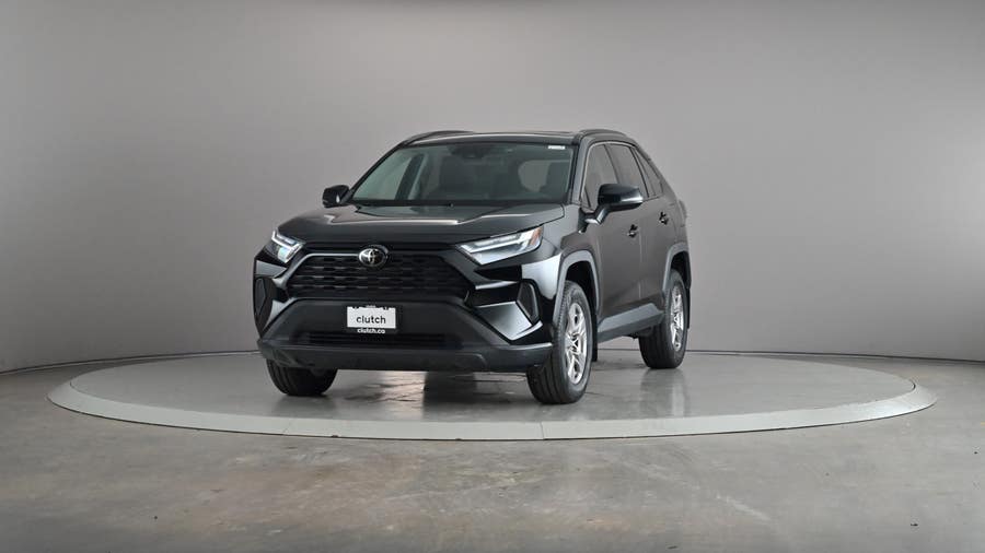 Vehicle photo 2
