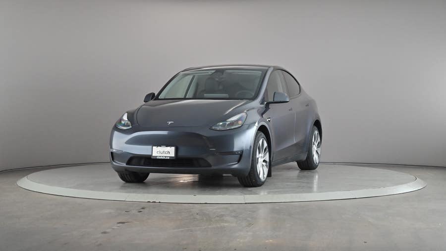Vehicle photo 2