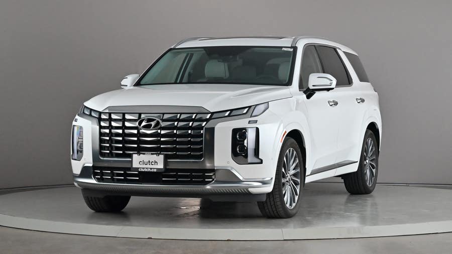 Vehicle photo 1