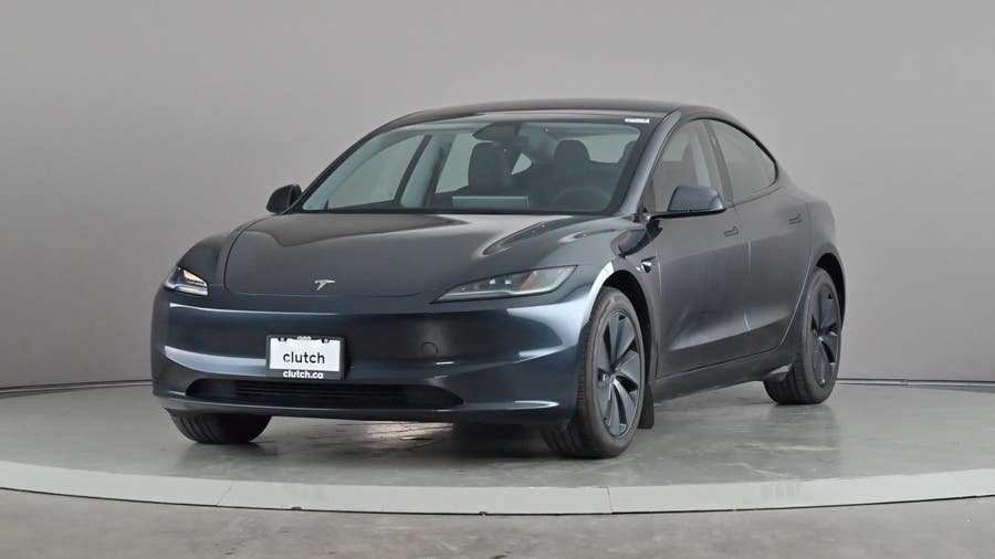 Vehicle photo 1