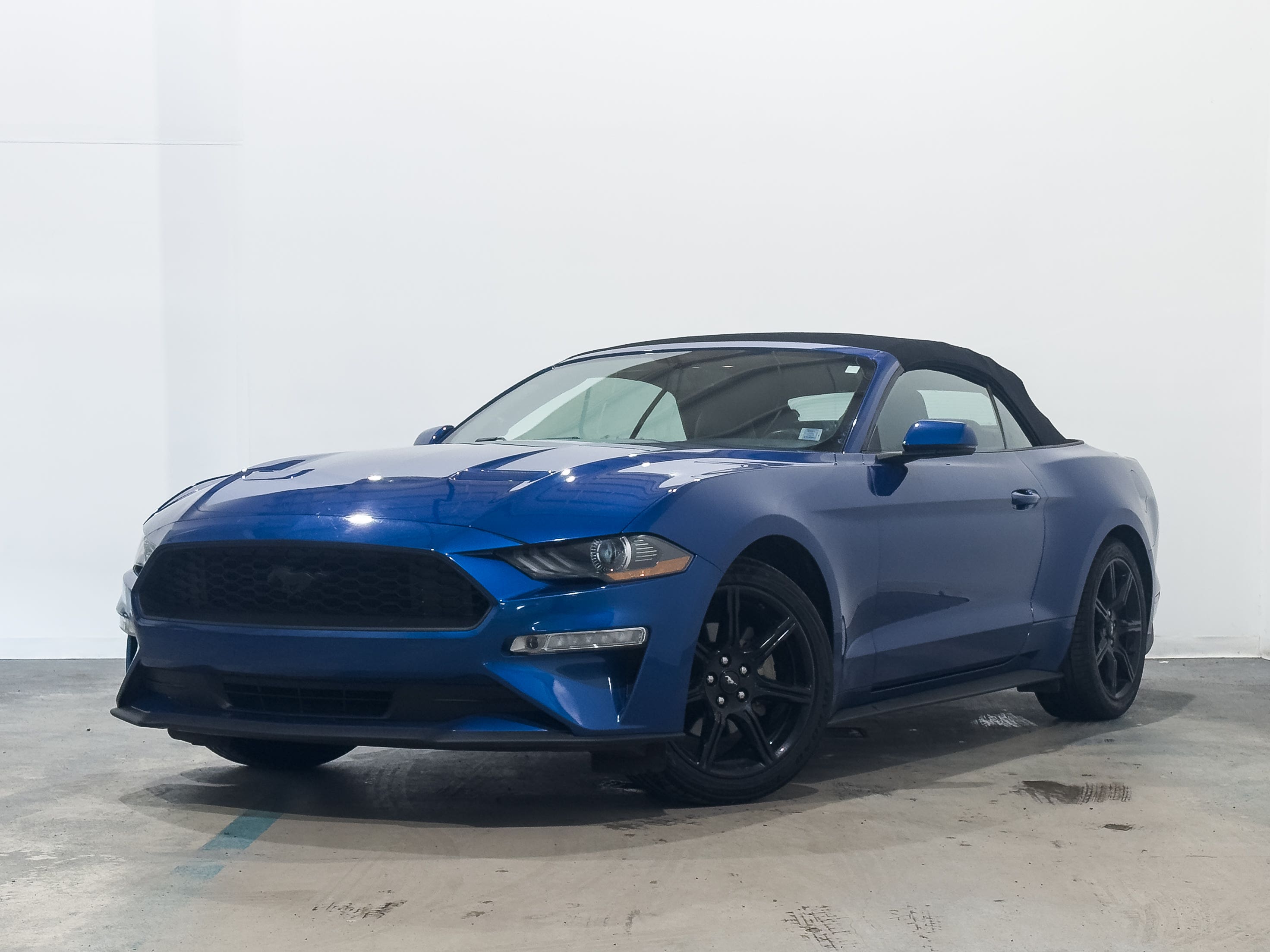 Blue 2018 Ford Mustang Convertible Rear-Wheel Drive Automatic