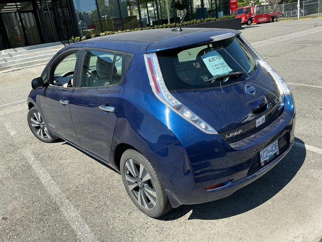 Nissan LEAF SV