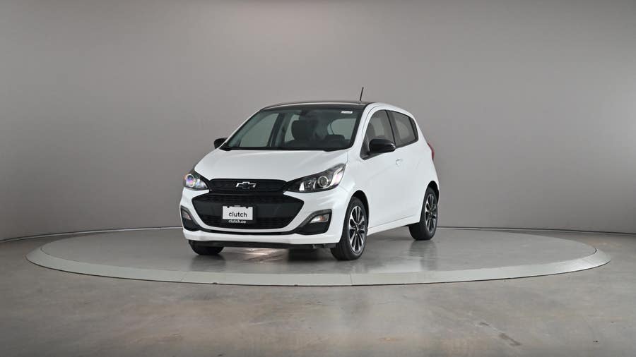 Vehicle photo 2