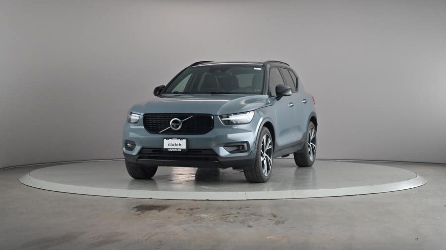 Vehicle photo 2