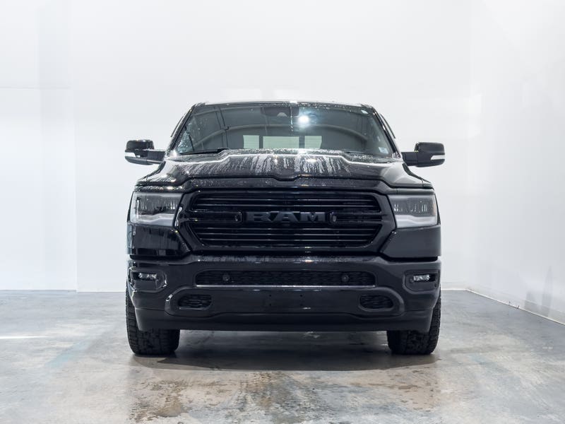 Vehicle photo 2