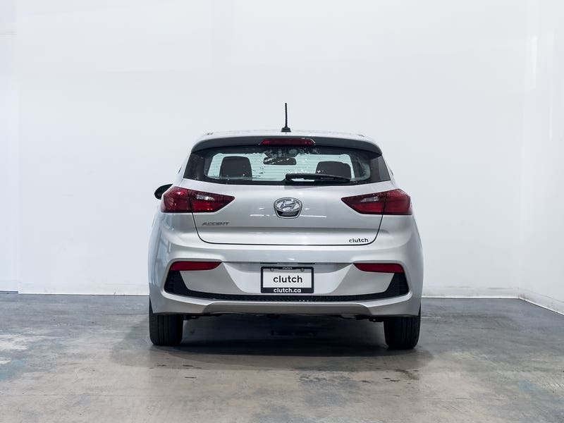 Vehicle photo 4