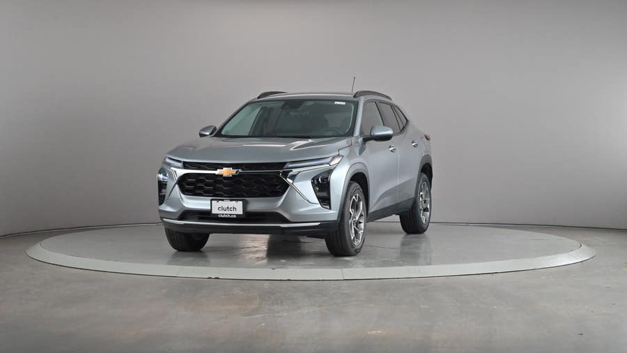 Vehicle photo 2