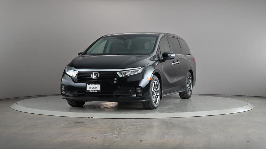 Vehicle photo 2